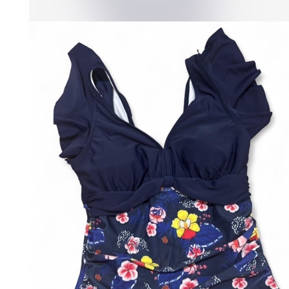 Binlowis Women Floral One Piece Swimsuit Navy Blue Ruffle V-Neck Ruche Small NEW - Picture 2 of 8